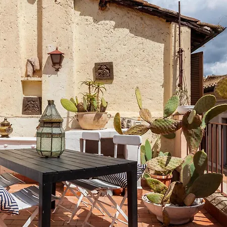 Pantheon Splendid Flat With Terrace Apartamento